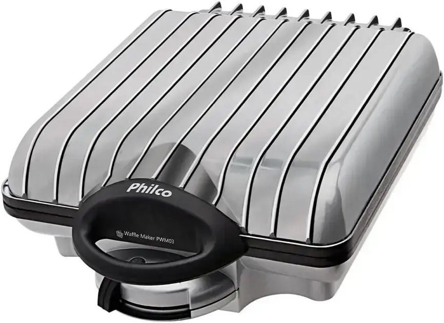 6. Waffle Maker PWM03 - Philco